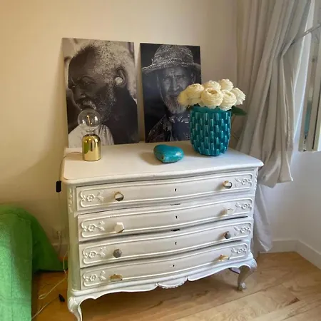 In Penha De Franca Apartment